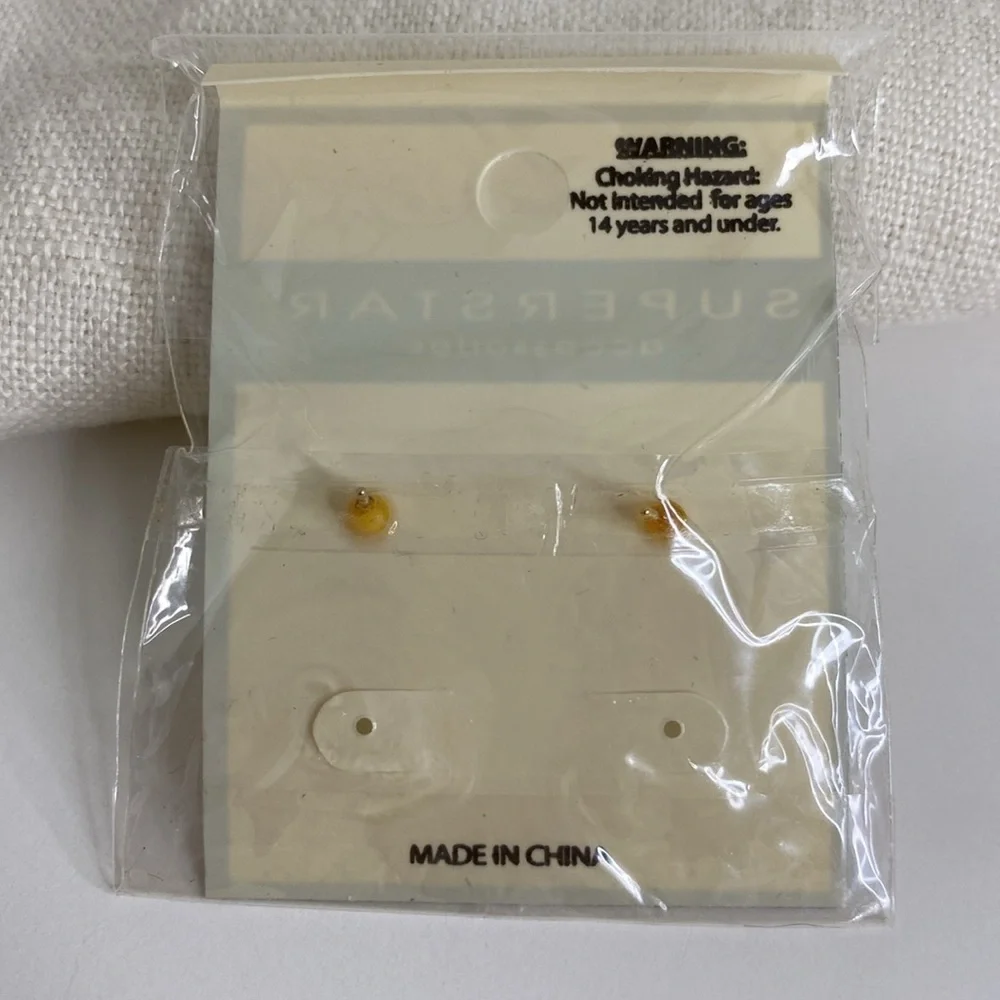 🐩NEW NWT NIP NIB gold tone rhinestone poodle earrings superstar accessories dog - Picture 4 of 5